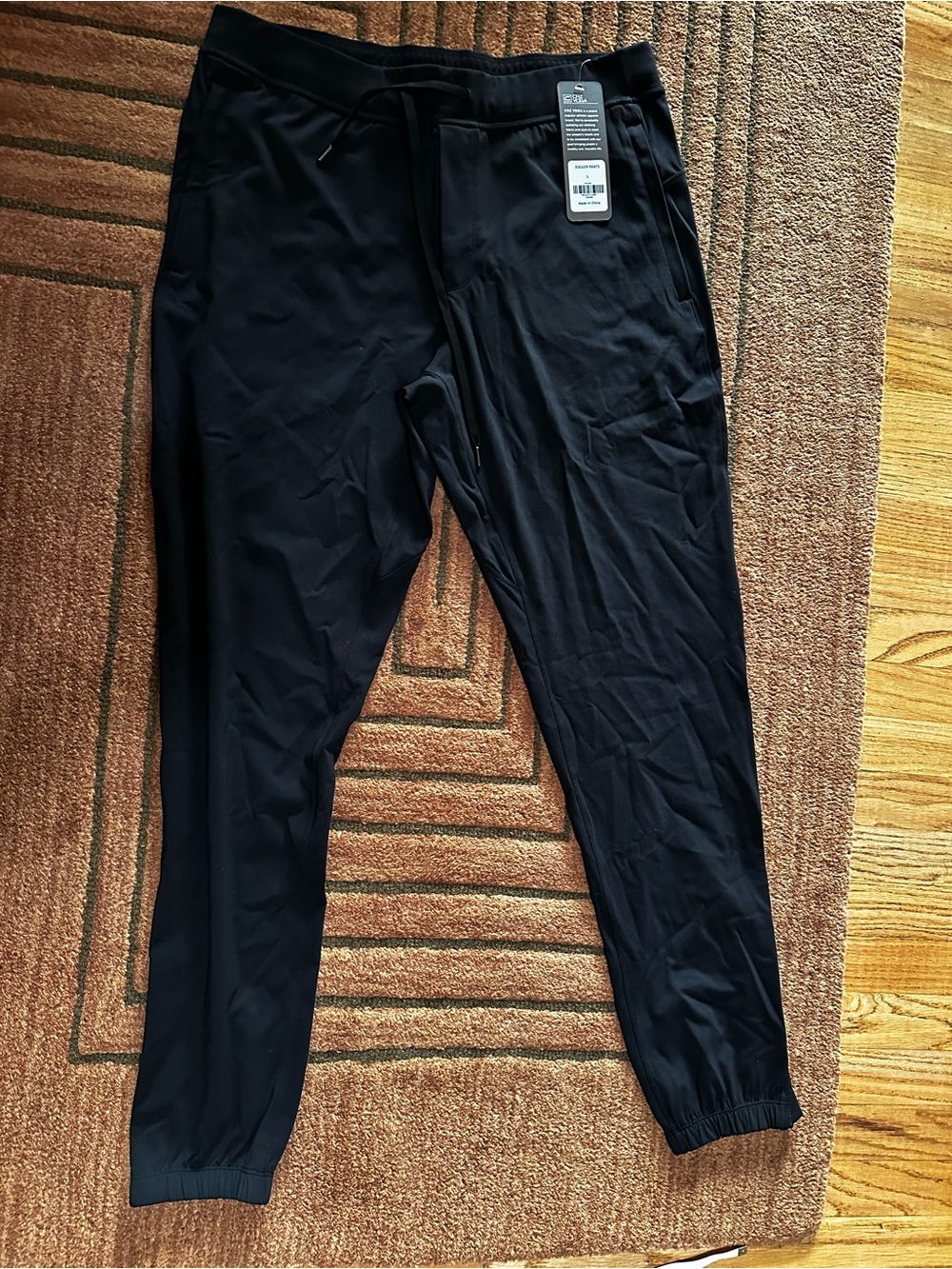 CRZ YOGA Men's Black Jogger Sweatpants
